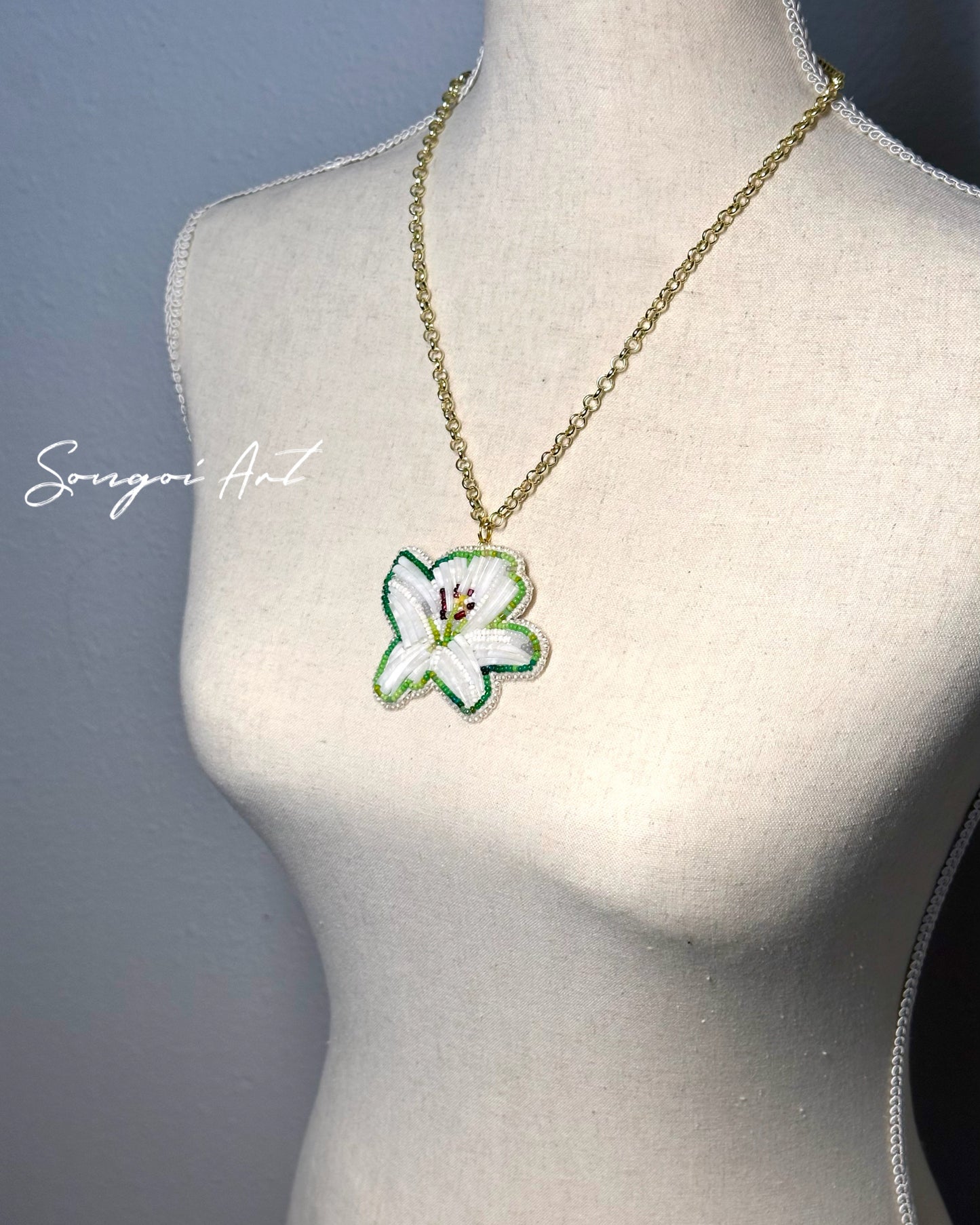 White Dentalium Lilly Pendant
