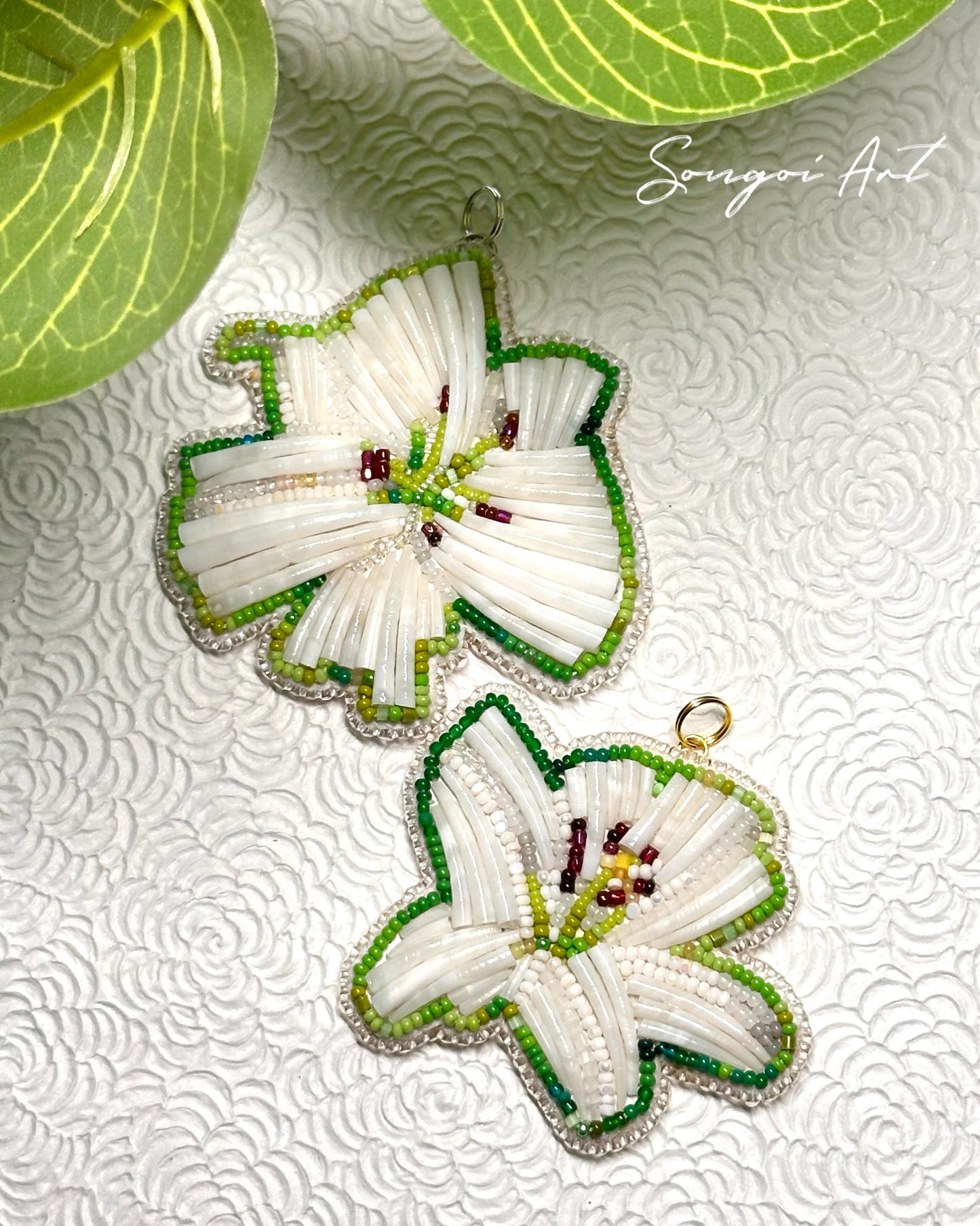 White Dentalium Lilly Pendant